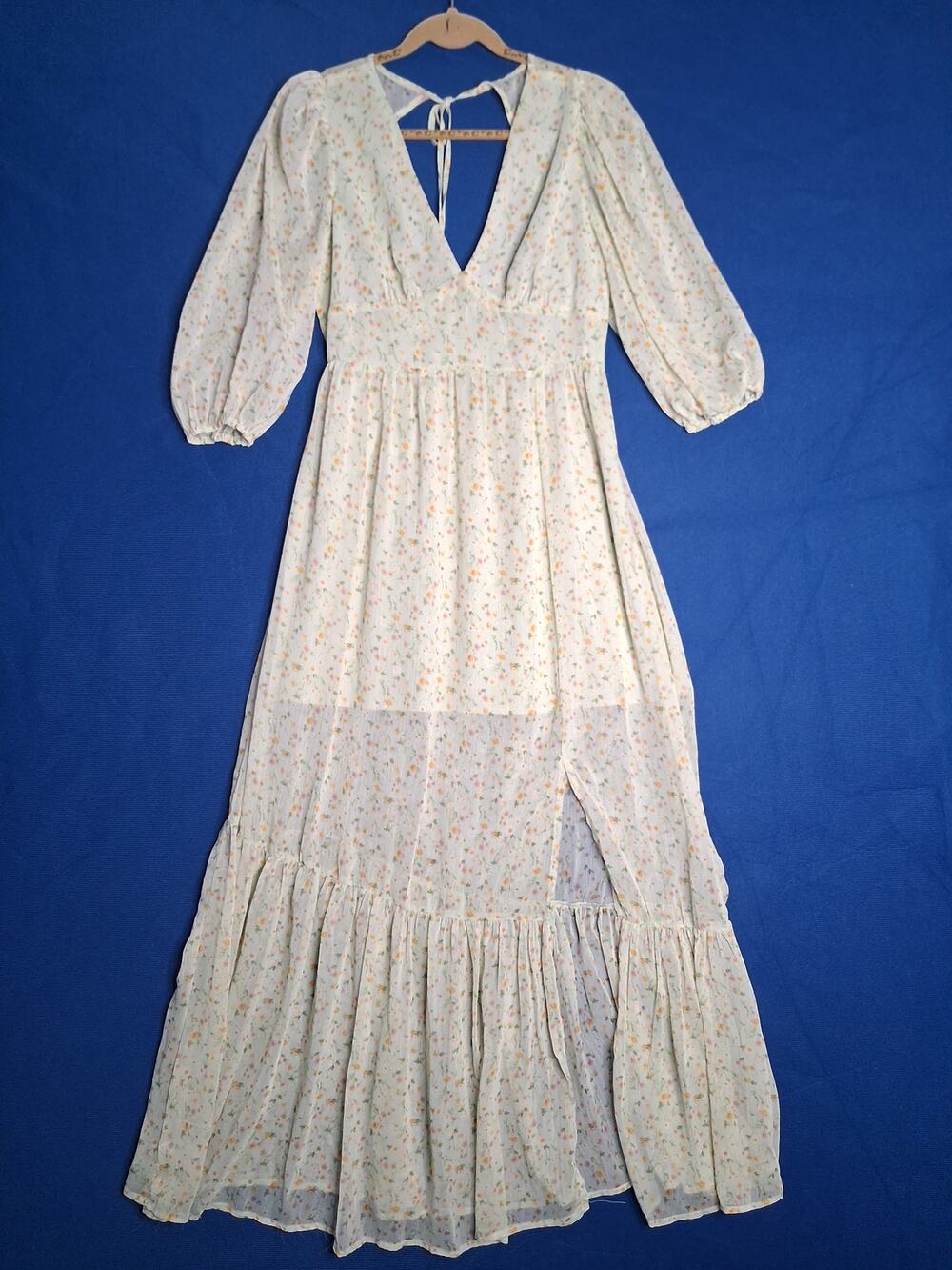 Forever 21 Floral Maxi Dress Size M